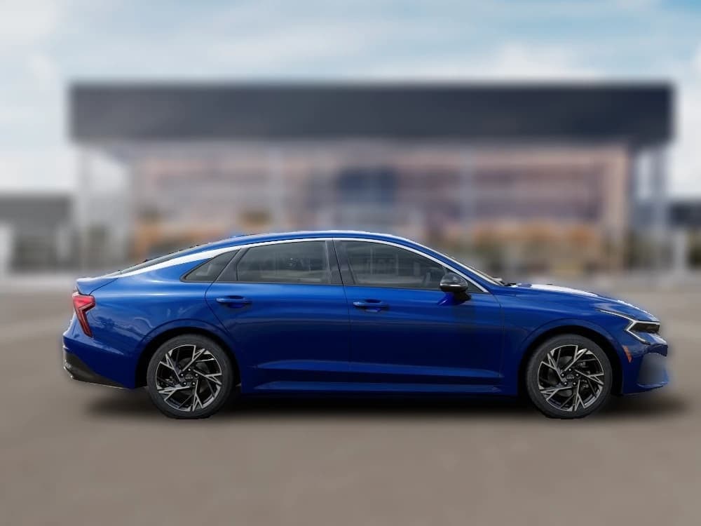 Kia K5 GT-Line Auto FWD 2026 — side view