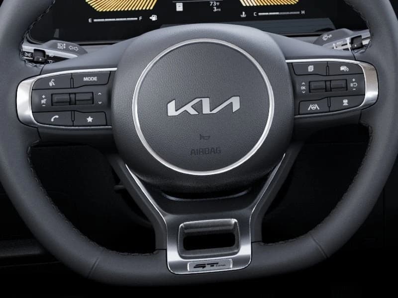 Kia K5 GT-Line Auto FWD 2026 — side view