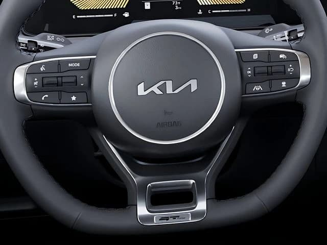 Kia K5 GT-Line Auto AWD 2026 — side view