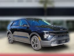 Kia Niro LX FWD 2027 — side view