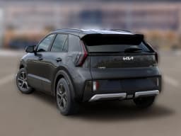 Kia Niro LX FWD 2027 — side view