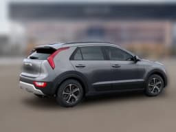 Kia Niro LX FWD 2026 — side view
