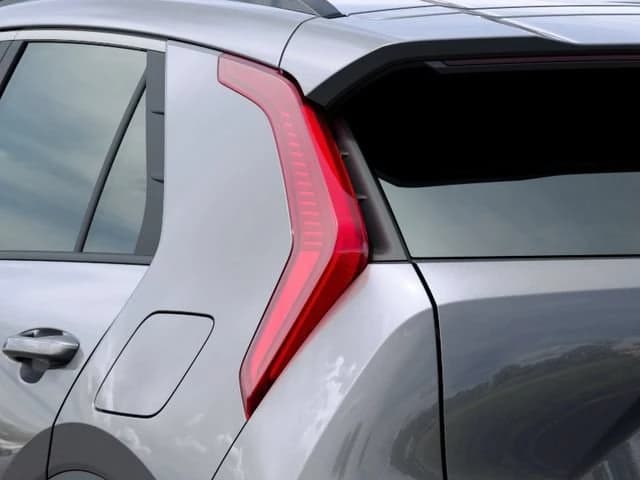 Kia Niro LX FWD 2026 — side view