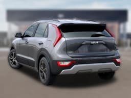 Kia Niro LX FWD 2026 — side view