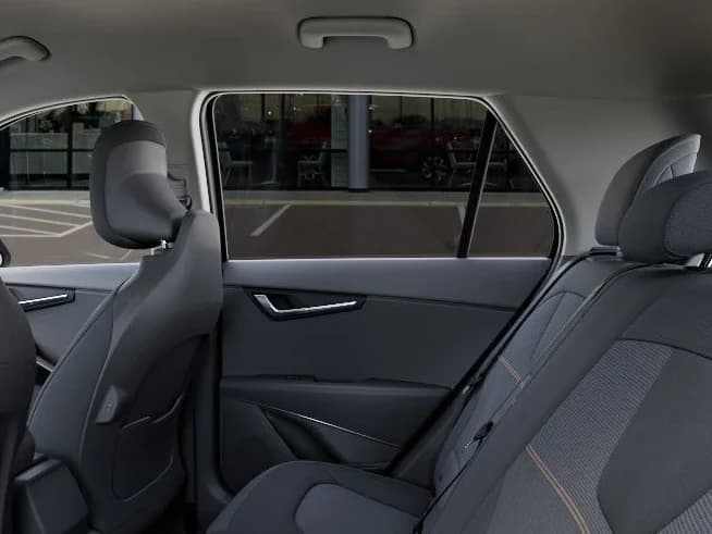 Kia Niro LX FWD 2026 — side view