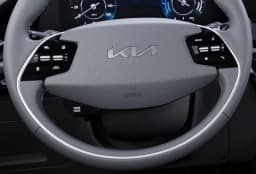 Kia Niro EV Wind FWD 2026 — side view