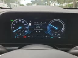 Kia Niro EV Wind FWD 2026 — side view