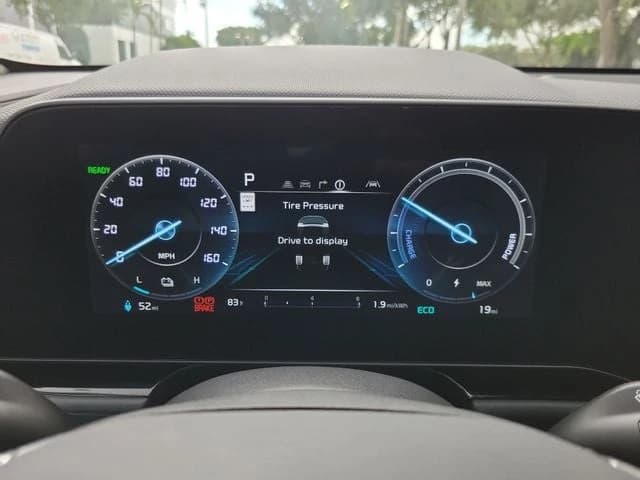 Kia Niro EV Wind FWD 2026 — side view