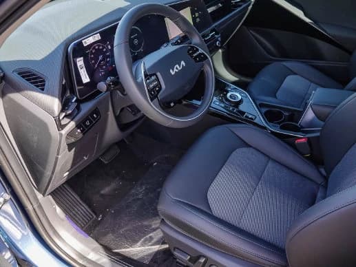 Kia Niro EV Wind FWD 2026 — side view