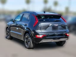 Kia Niro EV Wind FWD 2026 — side view