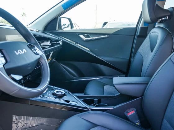 Kia Niro EV Wind FWD 2026 — side view