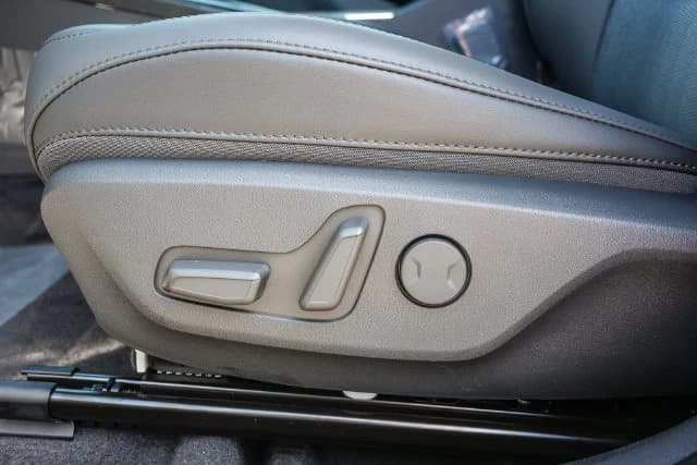 Kia Niro EV Wind FWD 2026 — side view
