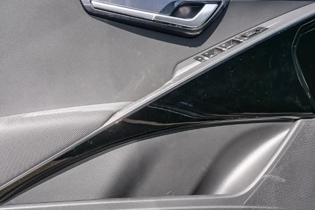 Kia Niro EV Wind FWD 2026 — side view
