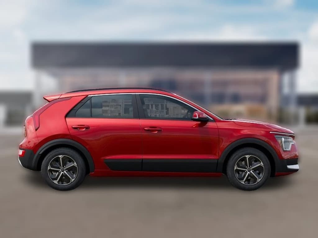 Kia Niro EX FWD 2026 — side view