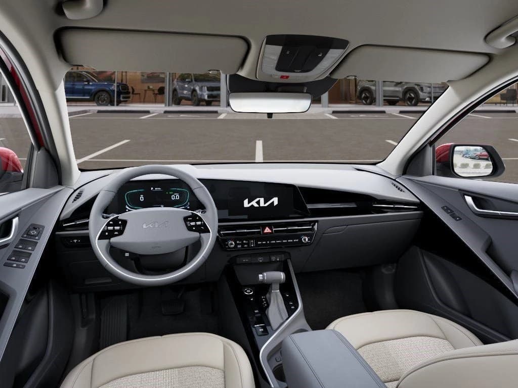 Kia Niro EX FWD 2026 — side view