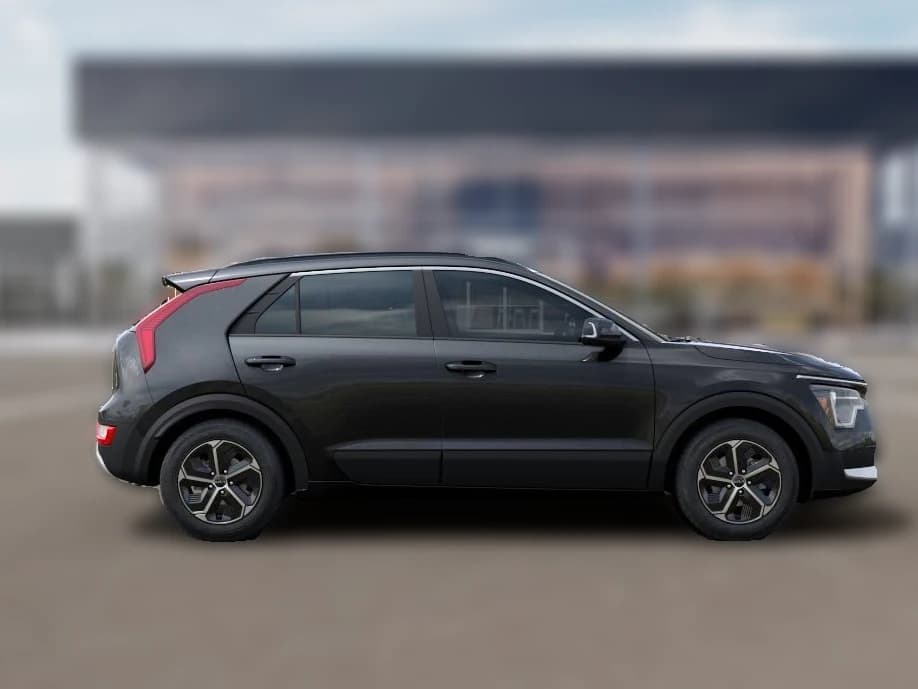 Kia Niro EX FWD 2026 — side view