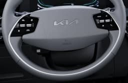 Kia Niro EX FWD 2026 — side view