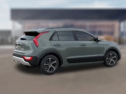 Kia Niro EX FWD 2026 — side view