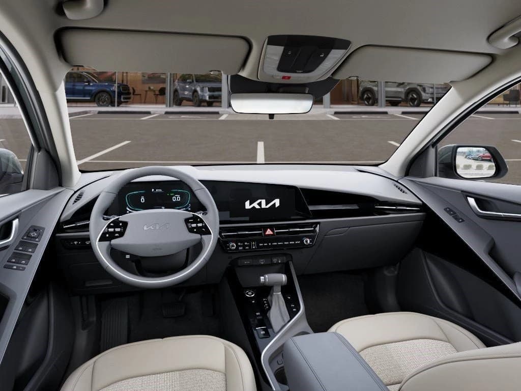 Kia Niro EX FWD 2026 — side view