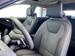 Kia Niro EX FWD 2026 — side view