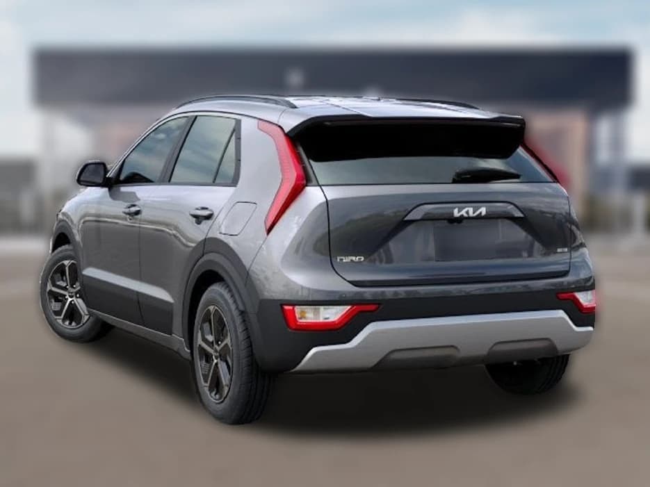 Kia Niro EX FWD 2026 — side view