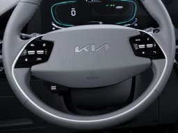 Kia Niro EX FWD 2026 — side view