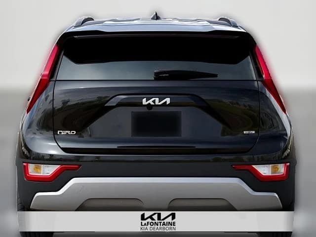 Kia Niro EX FWD 2026 — side view