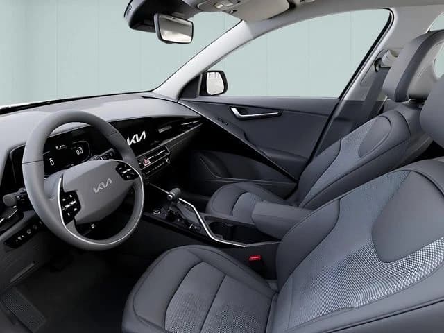 Kia Niro EX FWD 2026 — side view