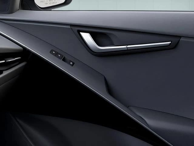 Kia Niro EX FWD 2026 — side view