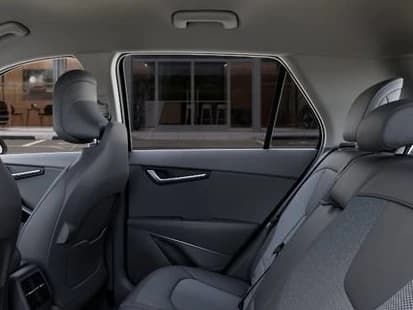 Kia Niro EX FWD 2026 — side view