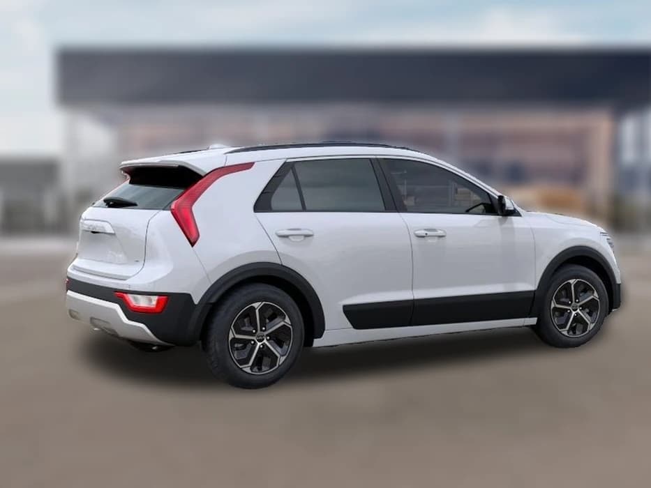 Kia Niro EX FWD 2026 — side view