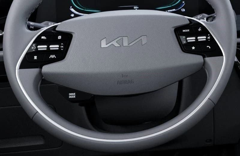 Kia Niro EX FWD 2026 — side view