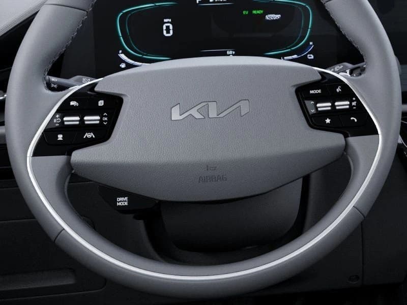 Kia Niro EX FWD 2026 — side view