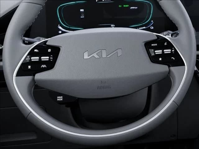 Kia Niro EX FWD 2026 — side view