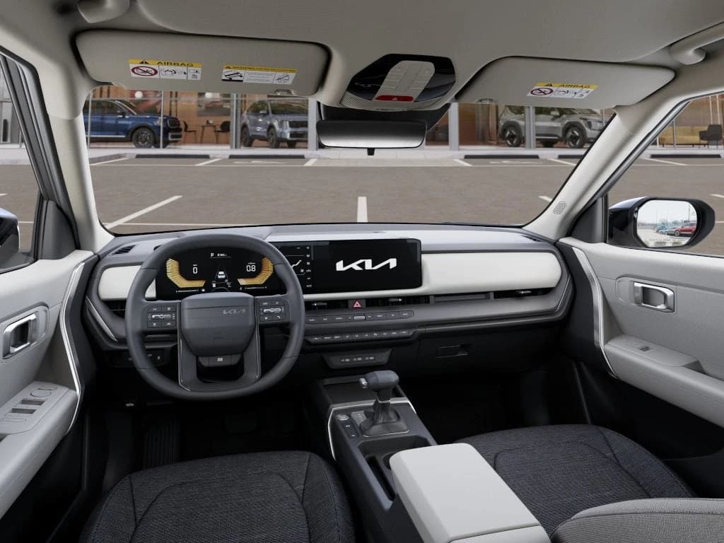 Kia Seltos LX FWD 2027 — side view