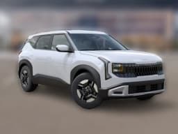 Kia Seltos LX FWD 2027 — side view