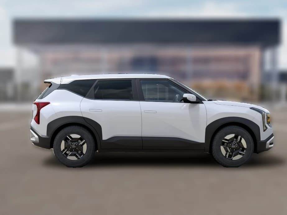 Kia Seltos LX FWD 2027 — side view