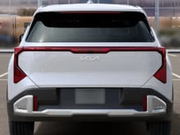 Kia Seltos LX FWD 2027 — side view