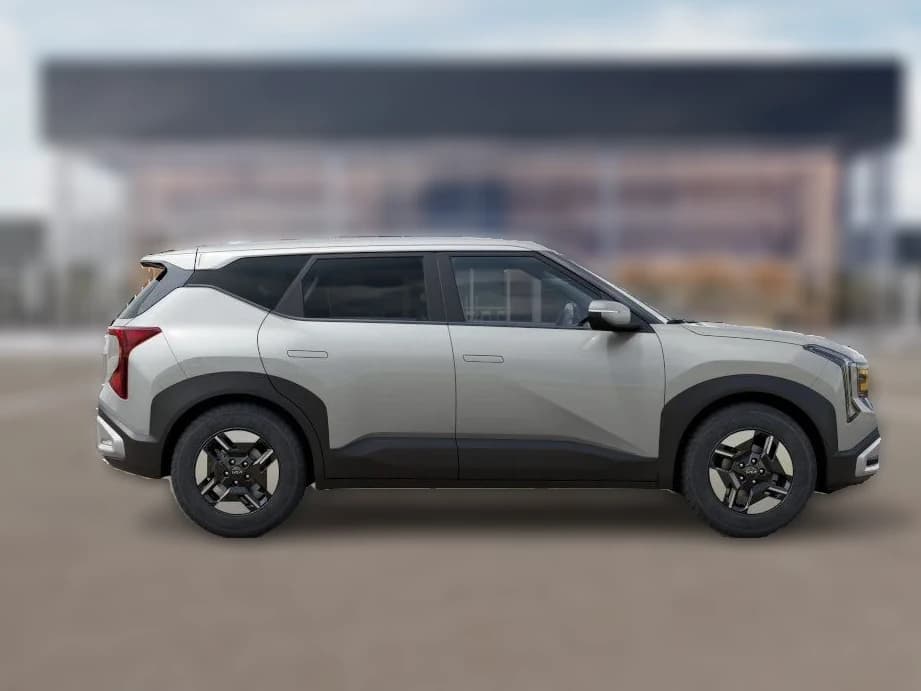 Kia Seltos LX FWD 2027 — side view