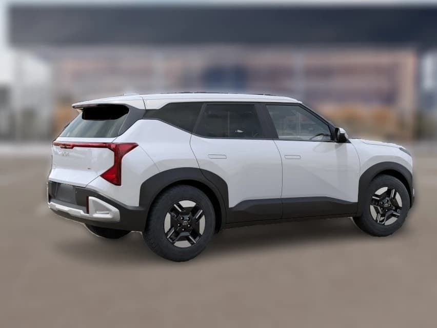 Kia Seltos LX AWD 2027 — side view