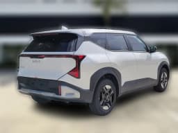 Kia Seltos LX AWD 2027 — side view