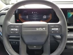 Kia Seltos LX AWD 2027 — side view