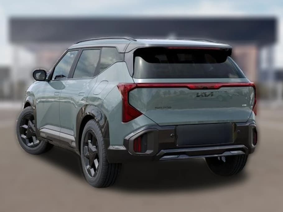 Kia Seltos X-Line S AWD 2027 — side view