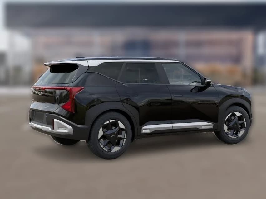 Kia Seltos S FWD 2027 — side view