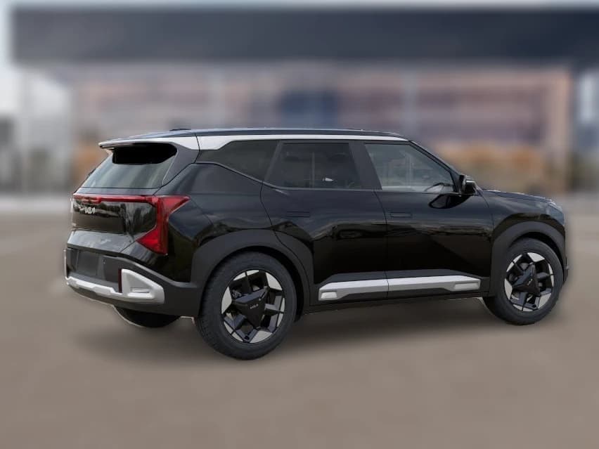 Kia Seltos S FWD 2027 — side view