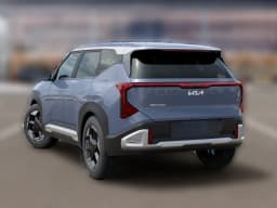 Kia Seltos S FWD 2027 — side view