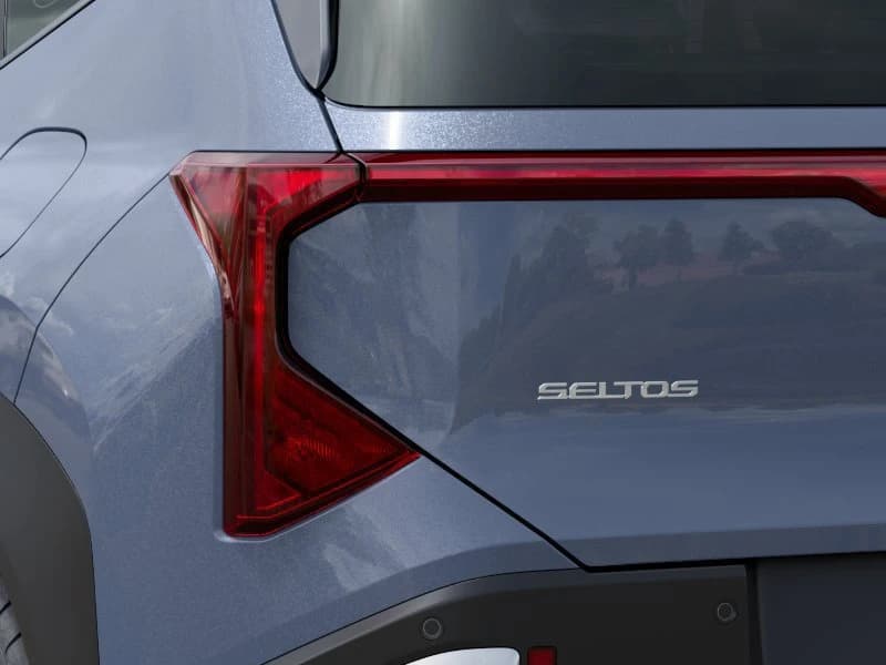 Kia Seltos S FWD 2027 — side view