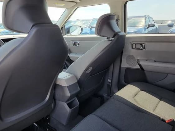 Kia Seltos S FWD 2027 — side view