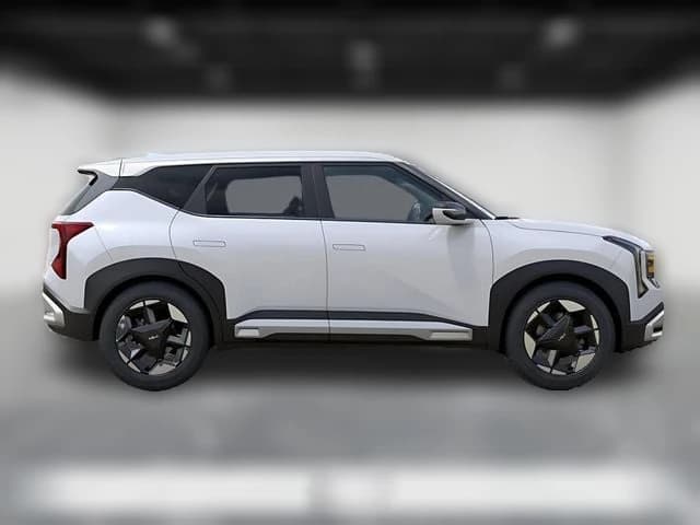 Kia Seltos S FWD 2027 — side view