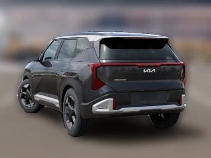 Kia Seltos S FWD 2027 — side view
